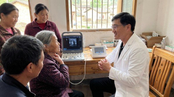 偏鄉行動醫療守護長者健康，3大篩檢重點由吳紹琥醫師專業守護 - 圖片 2